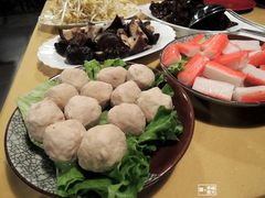 -江湖餐厅–重庆九宫格老火锅