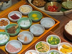 -良米山·云南野生菌过桥米线(上海首店)