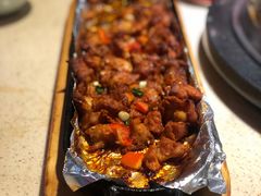 掌中宝-船梆煮•蒸汽海鲜·炉火烤肉(五四广场店)