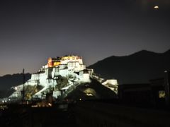 -平措康桑·和牛自助观景餐厅(布达拉宫店)