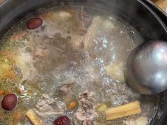 -濠轩阁特色生蚝火锅(水湾路店)