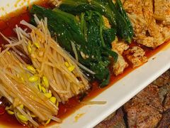 菠菜豆芽拌面筋-西域阿里马新疆菜·清真(桂花路店)