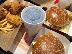 -肯德基(洛川店)