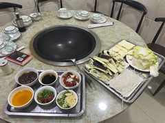 -老渔翁笨锅炖(迎宾路总店)