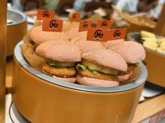 -新天地购物公园(亚泰大街店)