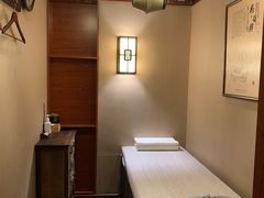 -裕和堂中医推拿艾灸(太古汇臻品店)