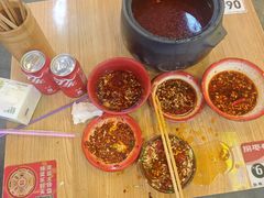 -拐枣巷小串串(财大店)