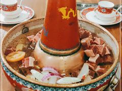 -毛辣果·贵州红酸汤牛肉火锅(西单店)