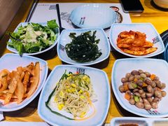 -唯成•韩国炭火烤肉 유성고기