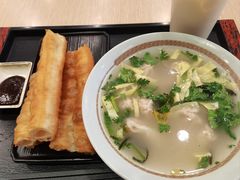 早餐鲜肉小馄饨-永和大王(共和新路店)