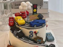 -咖咖熊蛋糕定制·英国蓝风车动物性淡奶油