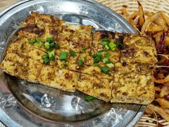 -江城燕子大排档(江汉路步行街店)