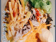 -百春原湖南牛肉粉(百联世纪店)