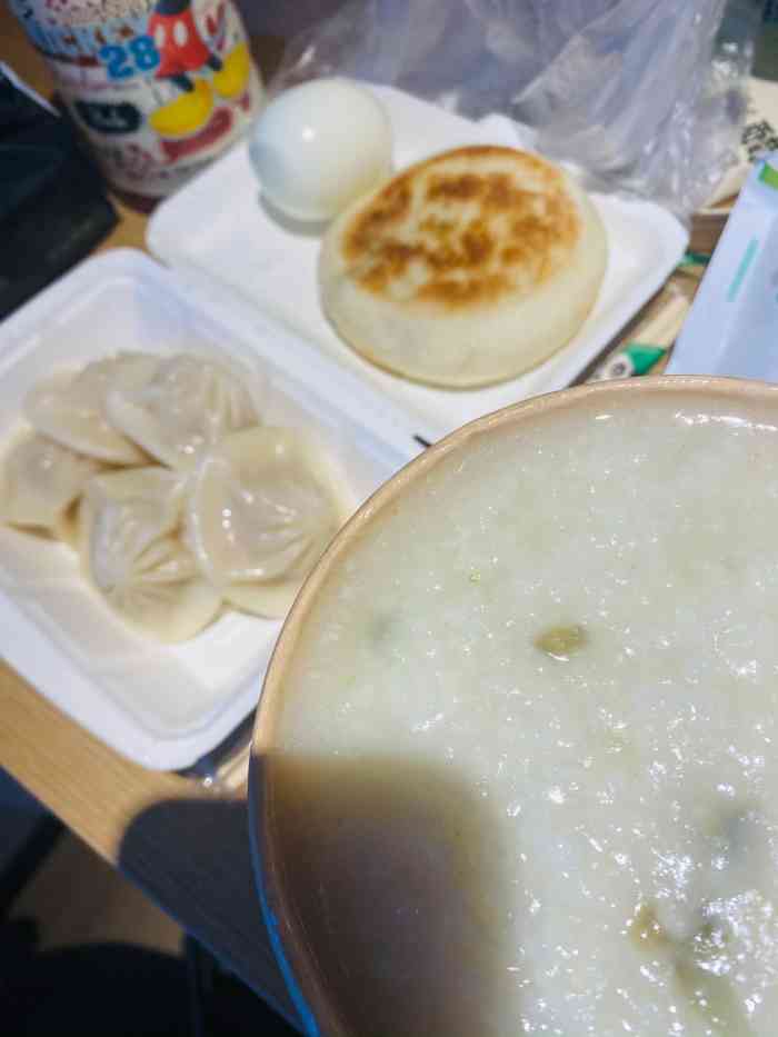 三米粥铺(万达广场宝山店)-"腊八节的当天 想着怎么也要来一碗腊八粥