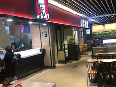 -肯德基(南京站A2检票口楼上)