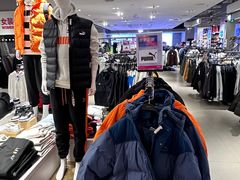 -唯品会(北京国瑞城店)