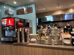 -The Habit Burger Grill 哈比特汉堡(世博店)