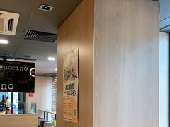 大堂-麦当劳(王顶堤店)