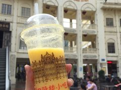 -海口骑楼小吃街