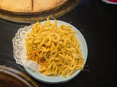 -鱼窝棚柴火铁锅炖(富山屯店)