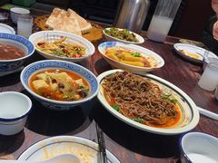 -蓝田九大碗民俗食府(蓝田店)