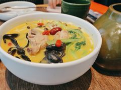 -云海肴云南菜(浦江欢乐颂店)