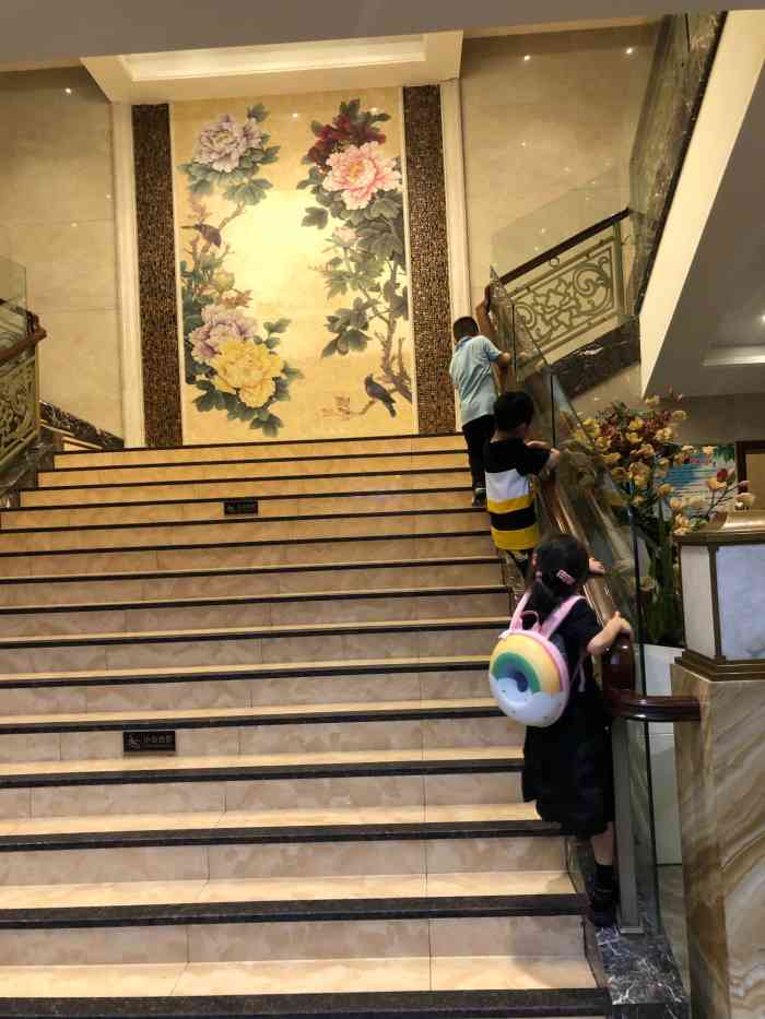 双天酒家-"今天晚餐到仁寿首屈一指的餐厅吃饭,听说生.