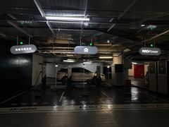 -兴业太古汇·停车场