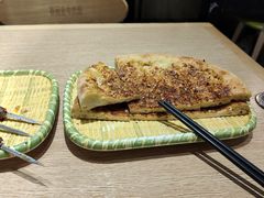 新疆烤馕饼-赛丽麦·牛肉面·美食博物馆(首经贸店)