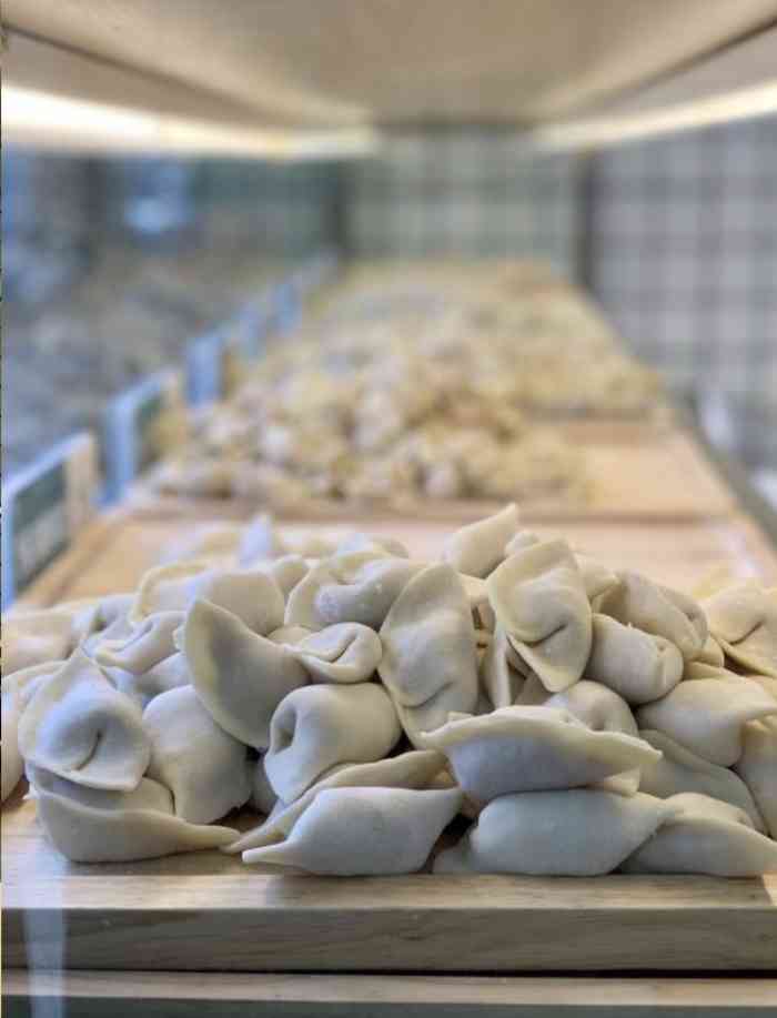 包府饺-"朋友推荐这家店,买了韭菜的芹菜饺子,还有."-大众点评移动版