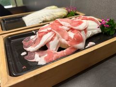 -湊湊火锅·茶憩(杭州湖滨银泰in77店)