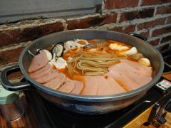 -辛明堂洞韩式芝士年糕火锅(万达店)