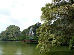 -星湖旅游景区七星岩