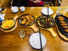 -老东镇啤酒屋海鲜加工·蒸汽海鲜·海鲜烧烤(台东店)