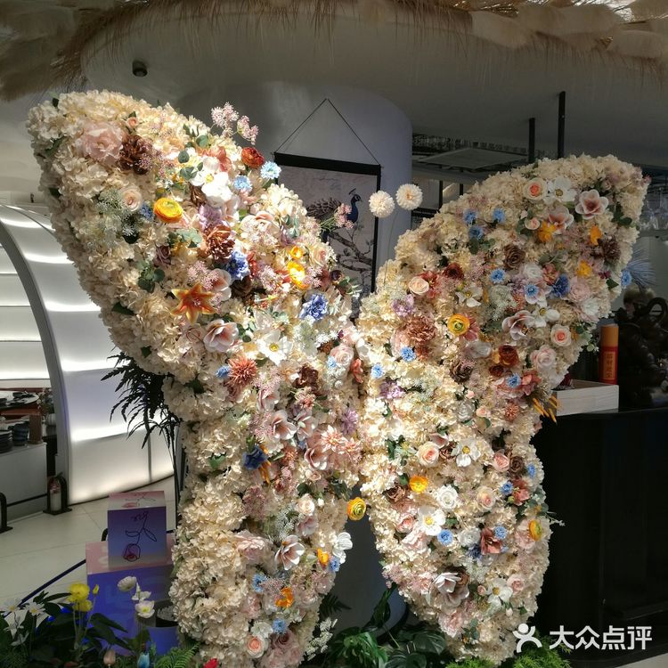 这家餐厅还挺不错。