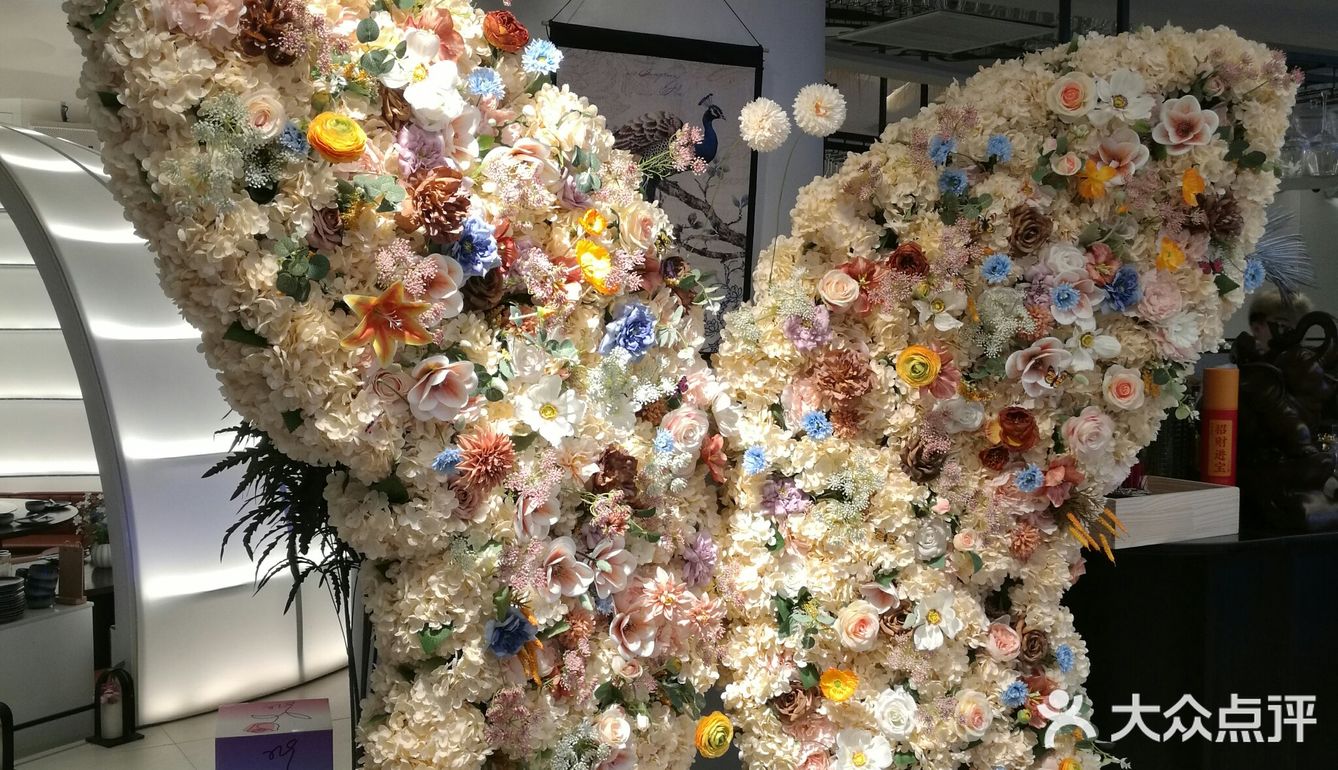 这家餐厅还挺不错。