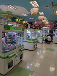 -莫莉幻想儿童乐园(武汉经开永旺店)