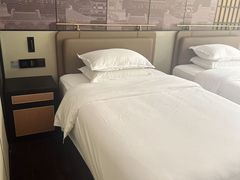-铂尔登国际酒店(南山深圳湾口岸店)