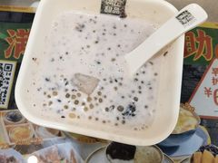 -满记甜品(巴黎春天宝山店)