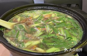 Squid and Snail Garlic Stir-fry