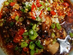 -老牌坊云南鱼豆花火锅(哈西万达店)