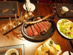 战斧牛排-恰餐厅及酒吧 CHAR Bar & Grill (北京丽都皇冠假日店)