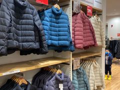 -优衣库(上海中山公园兆丰广场店)