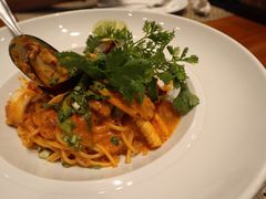 -Chom Cafe and Restaurant