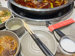 -肖肖酸萝卜鱼火锅(总店)