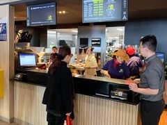 -麦当劳(静安寺店)