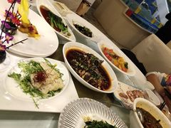 -鼎记酒楼(雁南一路店)