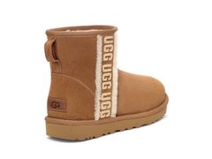 -UGG(燕莎奥特莱斯购物中心店)