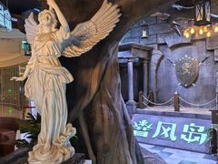 -暴风岛沉浸式体验馆(百联世纪店)