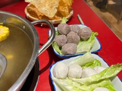 -潮汕·草根牛肉档(上海荟聚城市集市店)